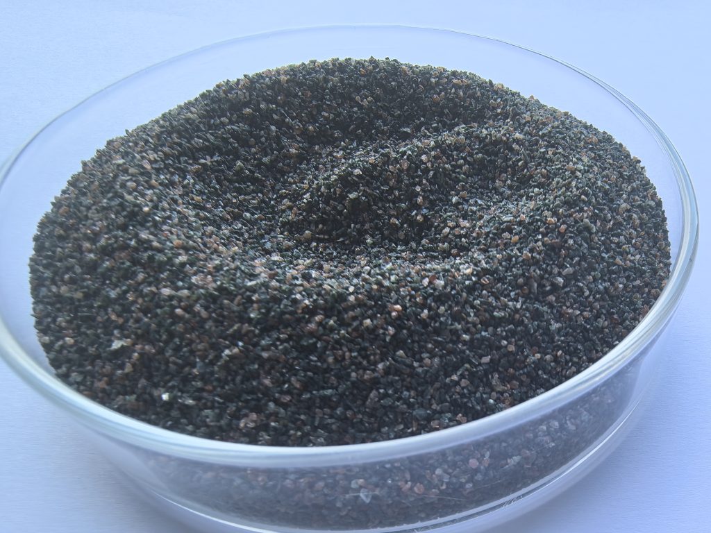 ผู้ผลิตวัสดุสำหรับพ่นทราย: พลอยการ์เนตสีเขียว ออมฟาไซต์ เบอร์ 80 -1-Brown fused alumina-Haixu Abrasives